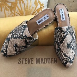 Brand New! Steve Madden Alley Snake Embossed Slip On Mule 9